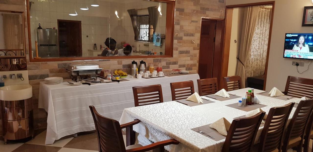 Fort Portal Fort Heights Homestay מראה חיצוני תמונה