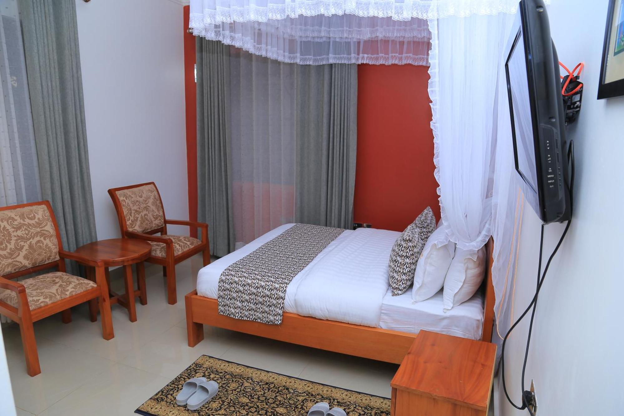 Fort Portal Fort Heights Homestay חדר תמונה