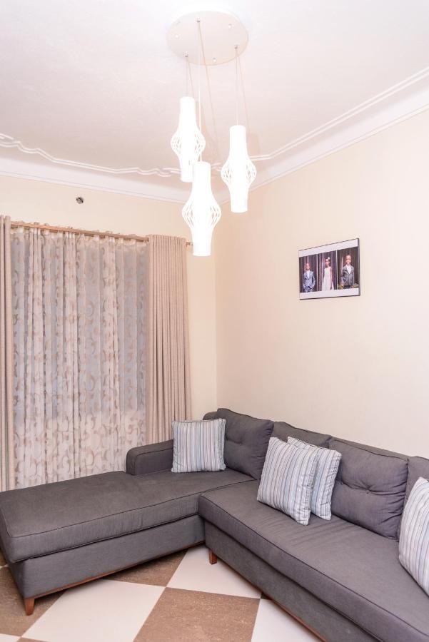 Fort Portal Fort Heights Homestay מראה חיצוני תמונה