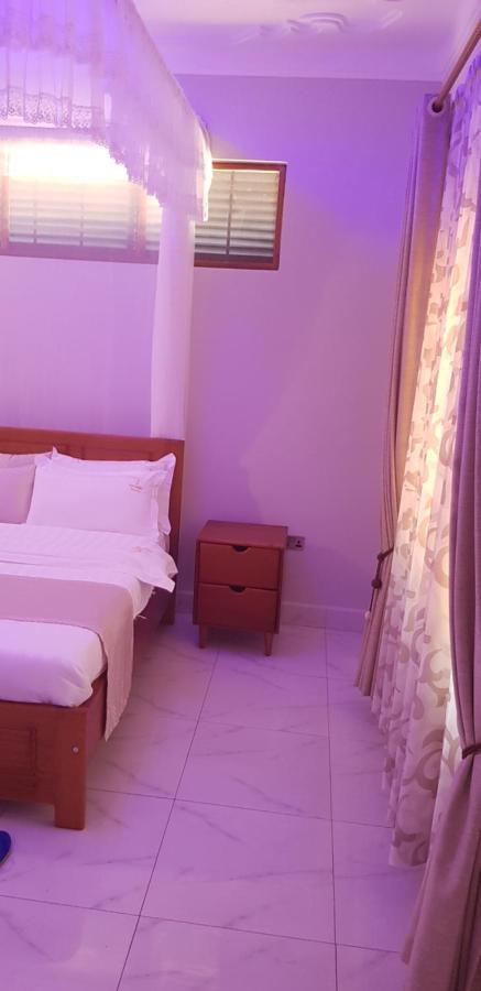 Fort Portal Fort Heights Homestay מראה חיצוני תמונה